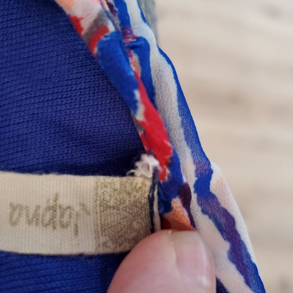 Jampna Tank Blouse - Picture 2 of 3